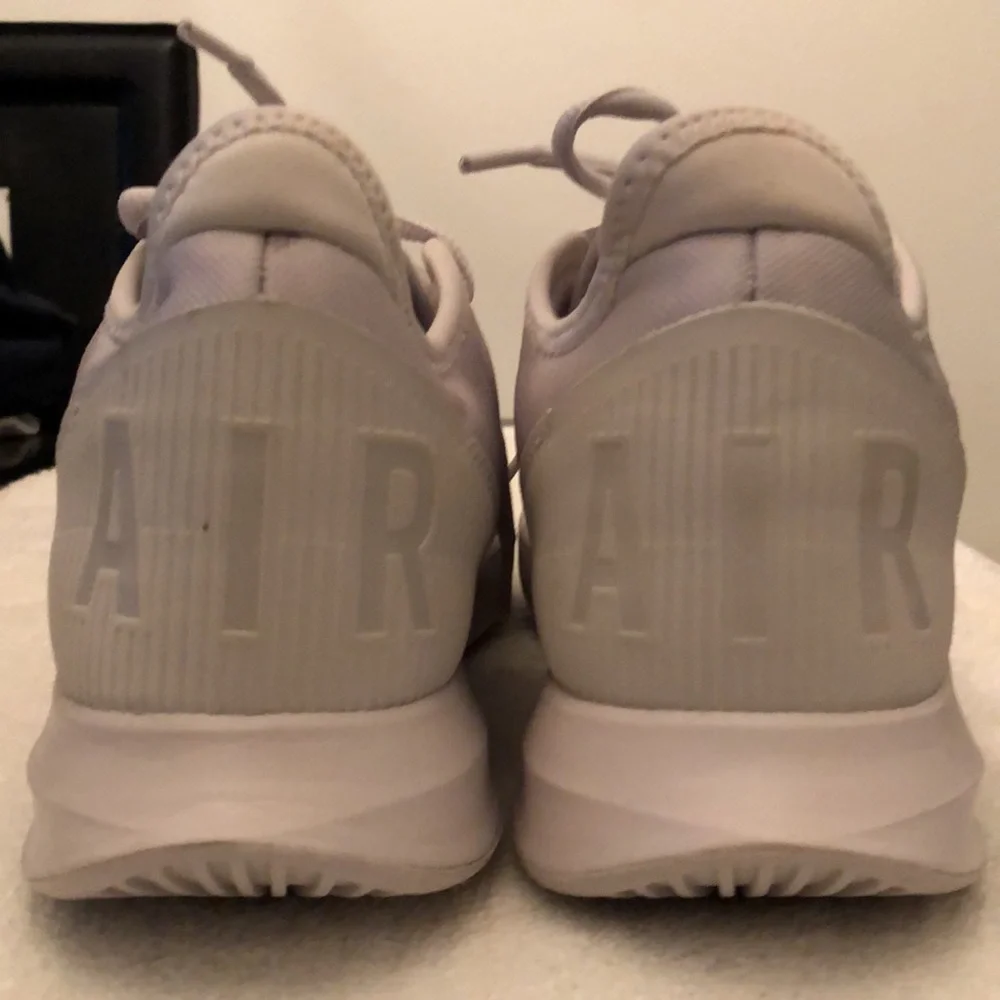 NIKE AIR MAX WILDCARD TENNIS SNEAKERS MENS SIZE 8.5